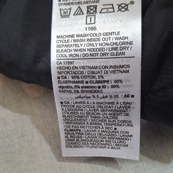 Floral Black Pants - Picture 7 of 7